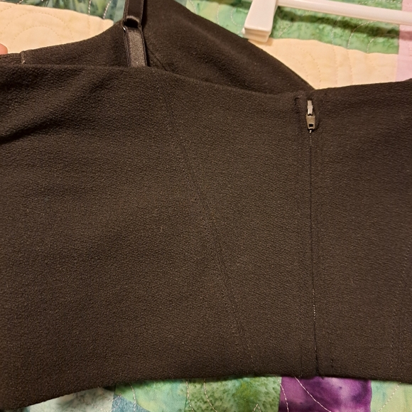 Aritzia Babaton skirt and bustier crop top set, black, size small - Picture 6 of 11